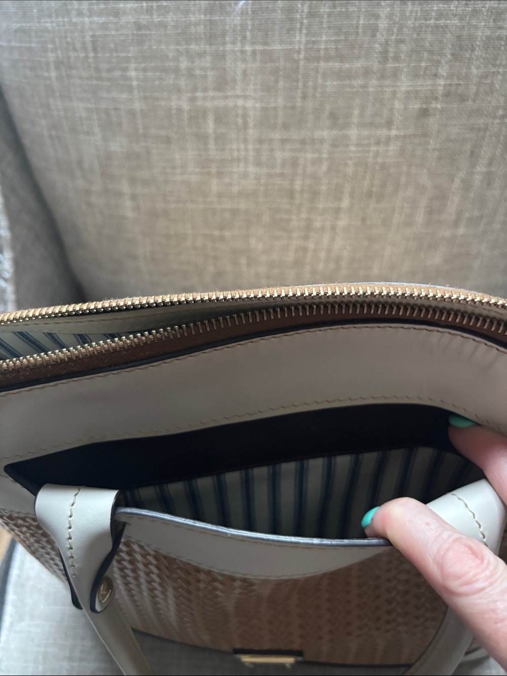 Dooney & Bourke Beacon Textured leather dome multi way bag - Picture 8 of 15